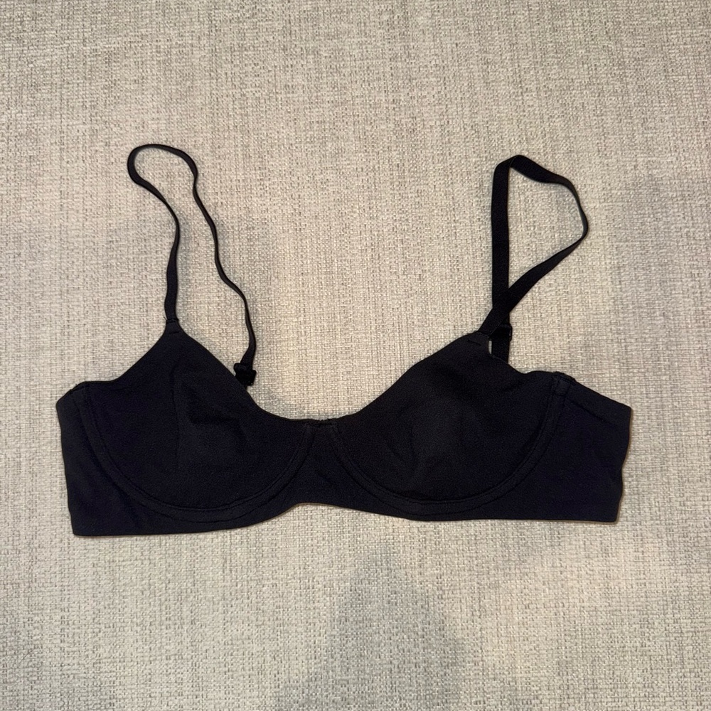 SKIMS Fits Everybody Unlined Demi Bra